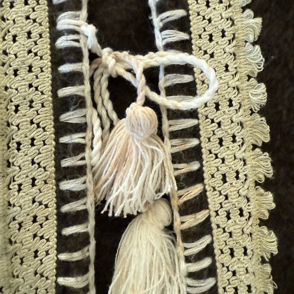 Vintage Handmade Peruvian Wool Alpaca Blanket Coat Oversized Tassels Hooded Gray